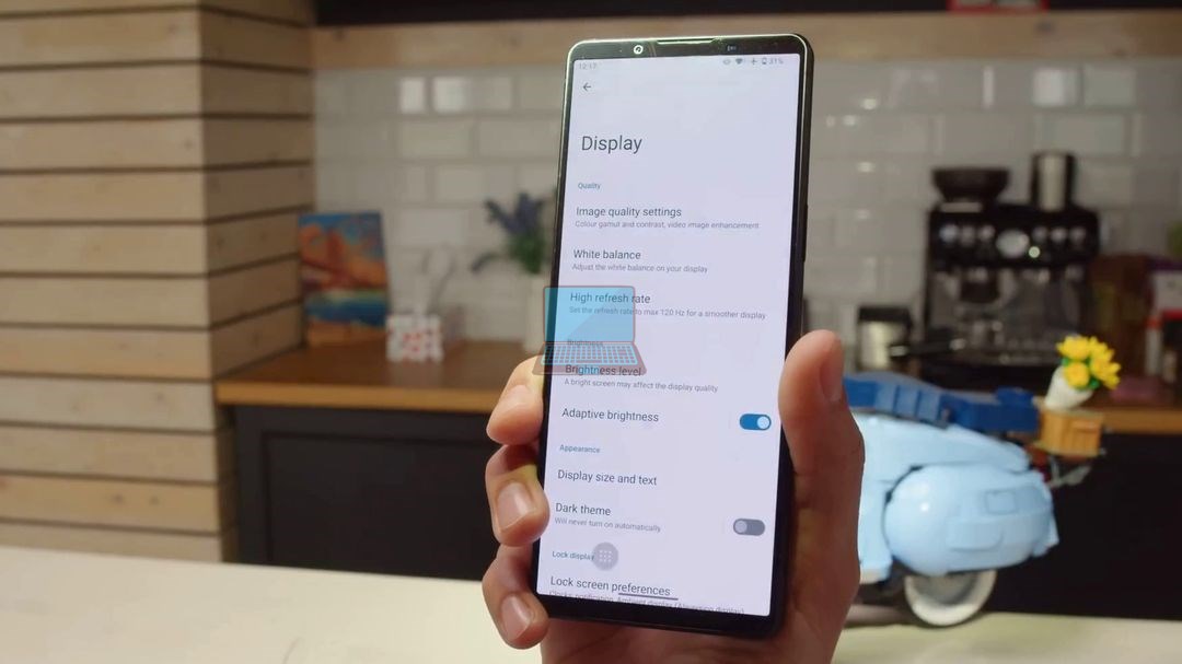 Sony Xperia 1 V vs iPhone 14 Pro Max: Which phone suits me?
