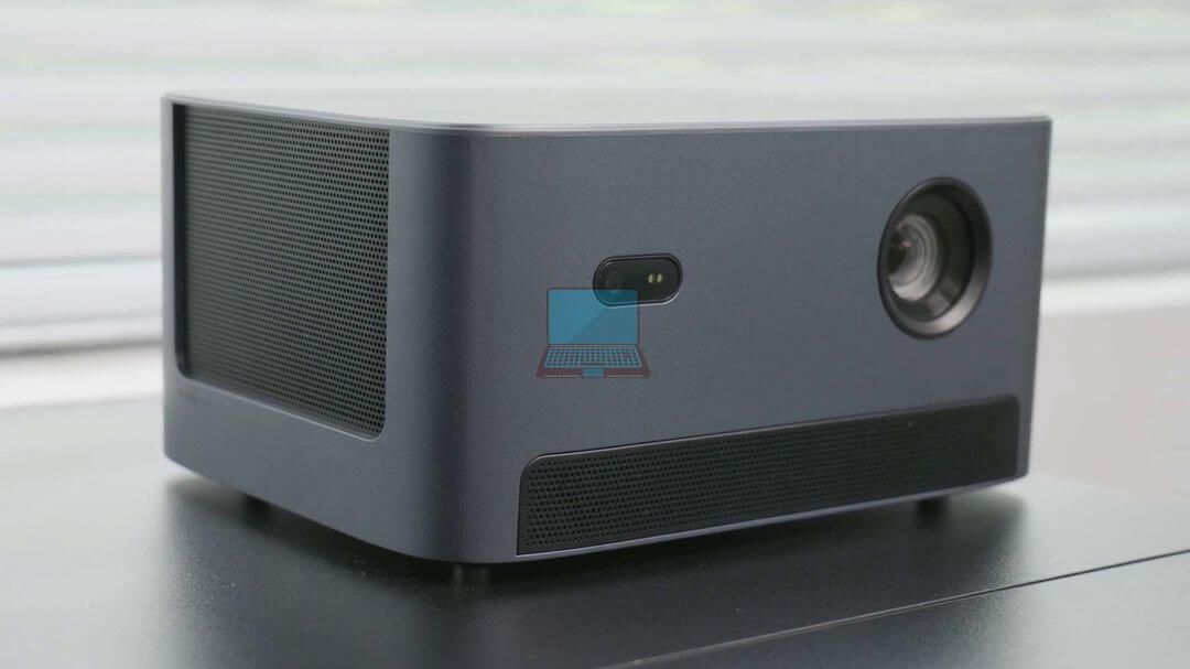 Dangbei Neo Review: Compact Projector