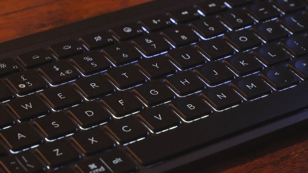 Logitech MX Keys S Review: I found Magic Keyboard!