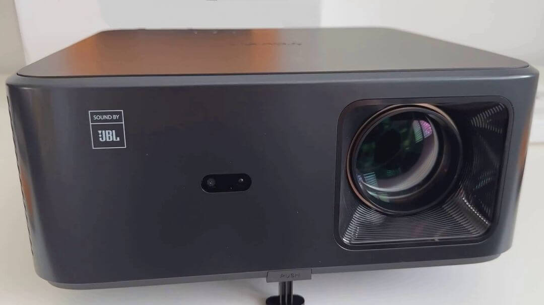 Yaber K2s Review: The projector is definitely worth the money