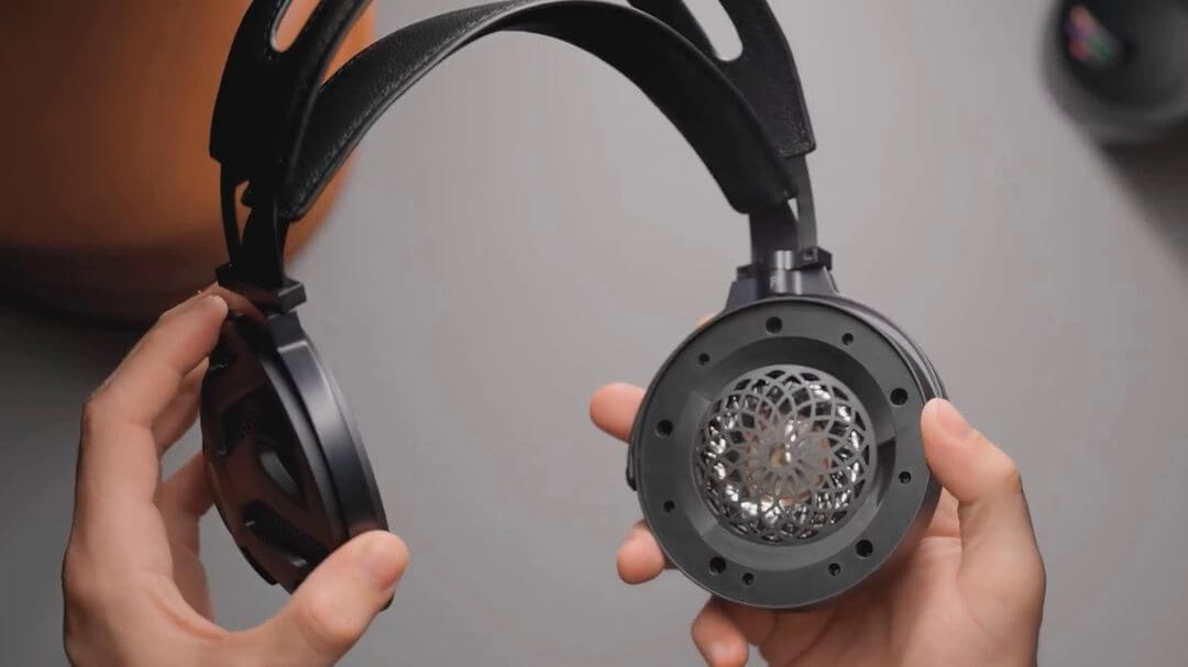 FiiO FT3 Review: These headphone brings you a ton of fun