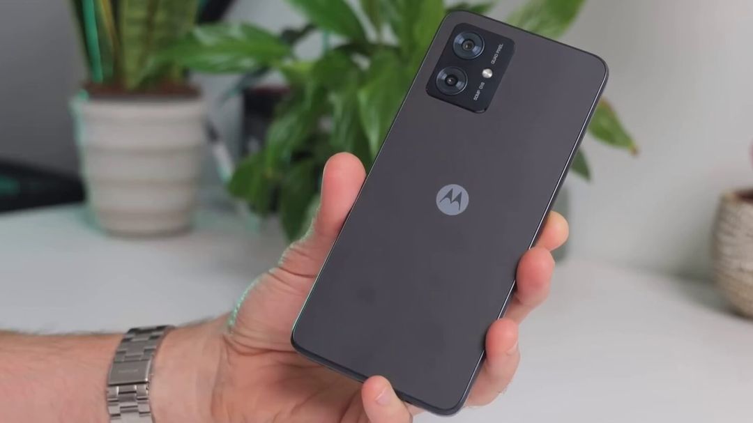 Motorola Moto G54 5G smartphone review 